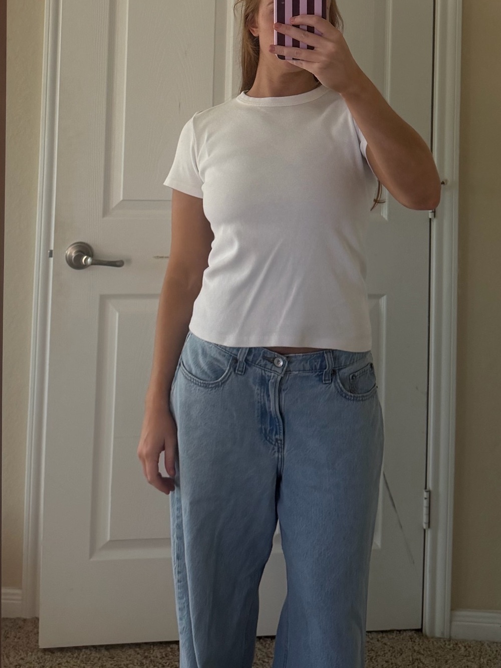Brandy Melville White Short-Sleeve Crewneck Tee